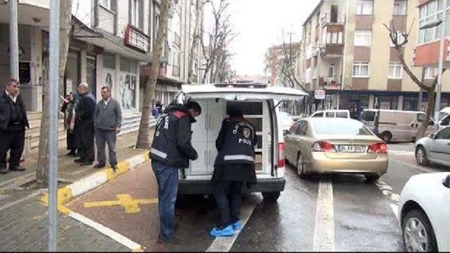 Avcılar da Silahlı, Ameliyt Maskeli Ptt Soygunu 2