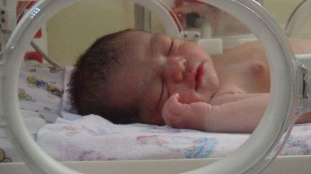 Gaziantep&rsquo;te Bir Kadın 3 G&uuml;nl&uuml;k Bebeği Camiye Bıraktı