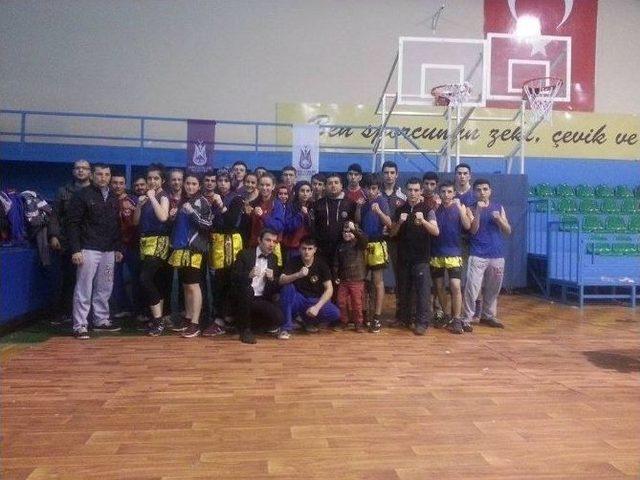 Ringin Şehzadeleri&rsquo;nden B&uuml;y&uuml;k Başarı 1