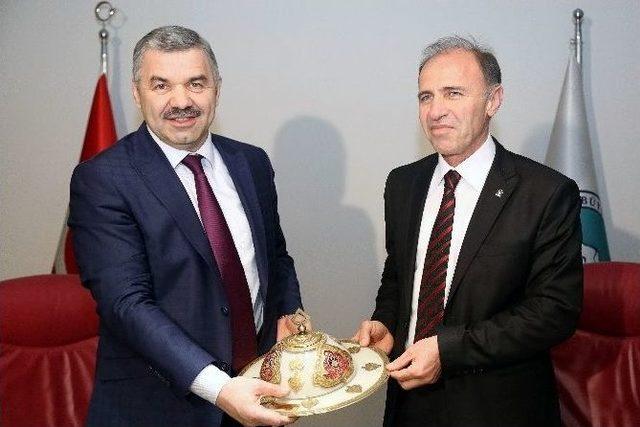 Ak Parti İl Y&ouml;netimi&rsquo;nden Tebrik Ziyareti 1