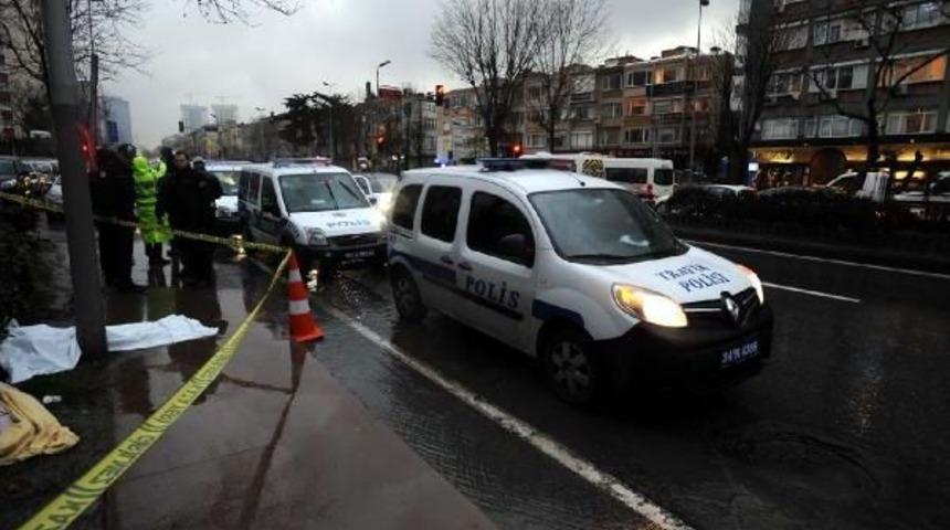 Trafik Işıklarının 25 Metre Aşağısında Can Verdi