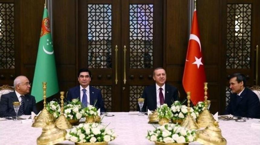 Cumhurbaşkanı Erdoğan, Berdimuhamedov Onuruna Akşam Yemeği Verdi