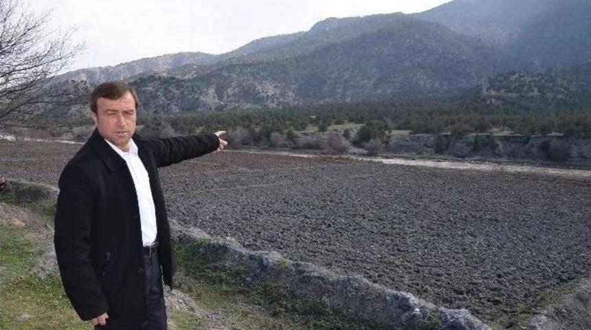 (&ouml;zel Haber) K&ouml;yl&uuml;ler Ve Belediye Arasında Arazi Gerginliği