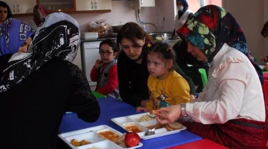 &Ouml;zel &Ccedil;ocuklara Anaokulu Eğitimi