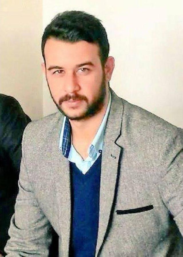 &Ouml;ld&uuml;r&uuml;len &Uuml;niversiteli &Ccedil;akıroğlu nun Adı Aliağa da Parka Verildi 3