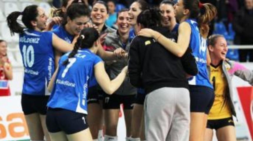 Vakıfbank Başantren&ouml;r&uuml; Guidetti: "takımıma Her Zamanki Gibi G&uuml;veniyorum"