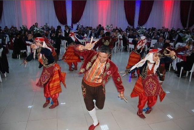 Chp&rsquo;liler "iktidara Y&uuml;r&uuml;y&uuml;ş Gecesi"nde Buluştu 1