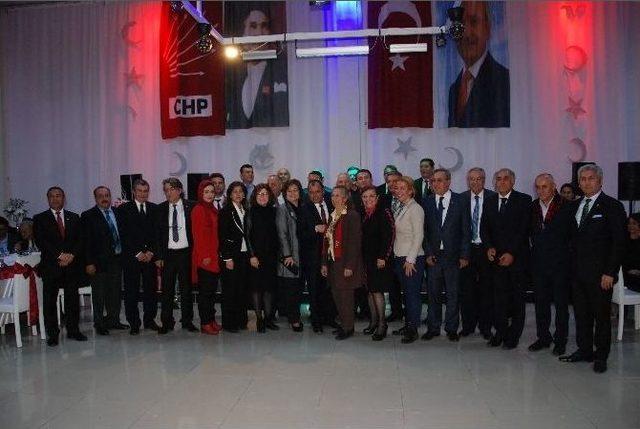 Chp&rsquo;liler "iktidara Y&uuml;r&uuml;y&uuml;ş Gecesi"nde Buluştu 2