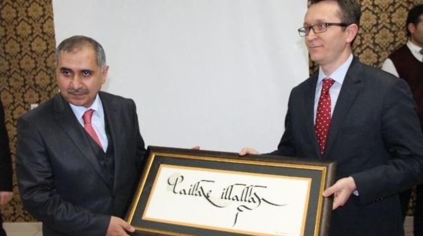 Mardin&rsquo;e Tayini &Ccedil;ıkan Vali Ko&ccedil;ak&rsquo;a Veda Yemeği