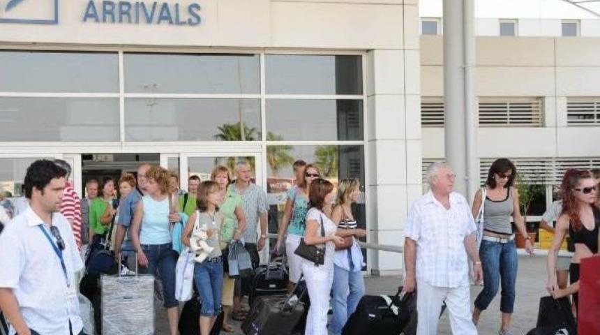 Turizmde Rusya Ve İngiltere Pazarında B&uuml;y&uuml;k D&uuml;ş&uuml;ş