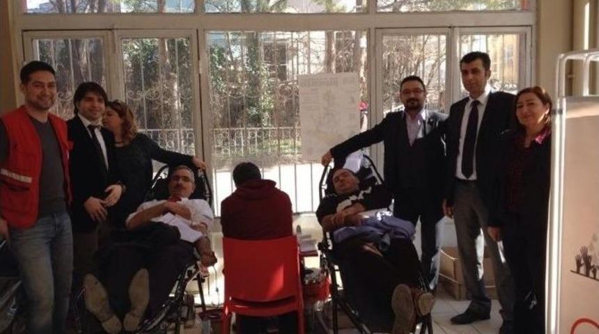 Şehit Kemal &Ouml;zalper Mesleki Ve Teknik Anadolu Lisesi&rsquo;nde Kan Bağış Kampanyası