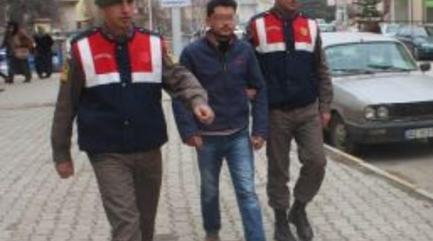 Alacağını İsteyen Afganlıyı Darp Edince Tutuklandı