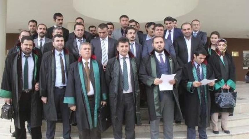 Şanlıurfa&rsquo;Da Avukatlardan &Ccedil;ocuk Istismarına Tepki