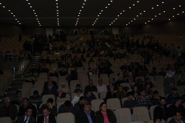 Yavuz Bahadıroğlu &Ccedil;anakkale&rsquo;de Konferansa Katıldı 1