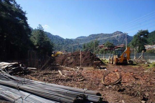 Marmaris te Akaryakıt Istasyonu Tepkisi 1