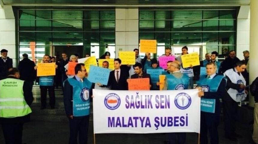 Sağlık Sen Devlet Hastanesi &Ouml;n&uuml;nde Eylem Yaptı
