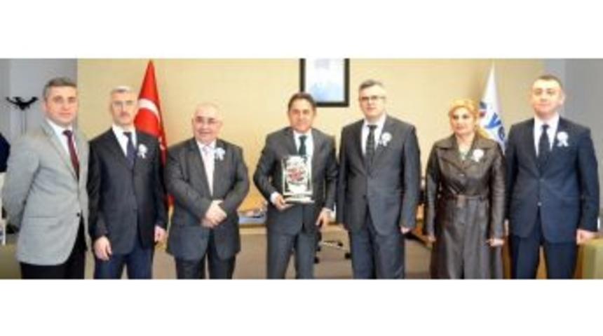 Gelir İdaresi&rsquo;nden Yepaş&rsquo;a Teşekk&uuml;r Plaketi