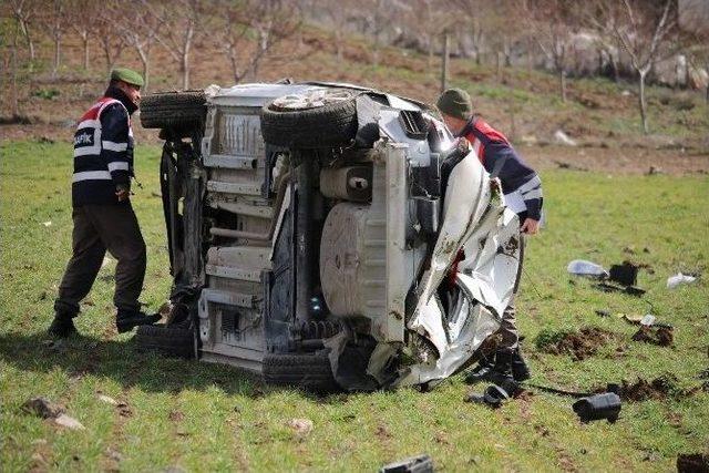 Polis Kovalamacası Sonrası Kaza Yapan Araçta Uyuşturucu Çıktı