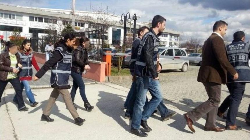 Sahte Para Operasyonunda Yakalanan 3&rsquo;&uuml; Kadın 5 Kişi Adliyeye Sevk Edildi