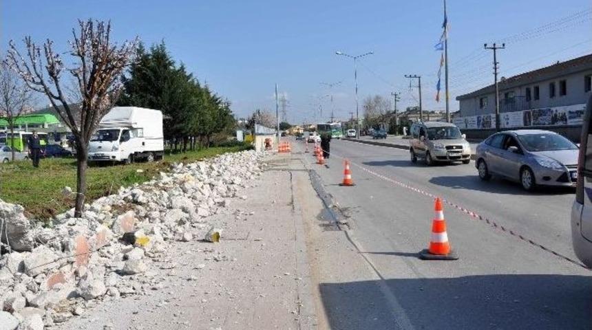 Otogar Kavşağı Kandıra Y&ouml;n&uuml;ne D&ouml;n&uuml;ş Genişletiliyor