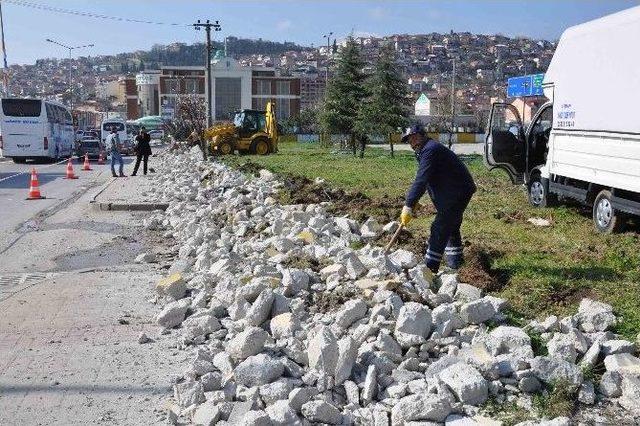 Otogar Kavşağı Kandıra Yönüne Dönüş Genişletiliyor