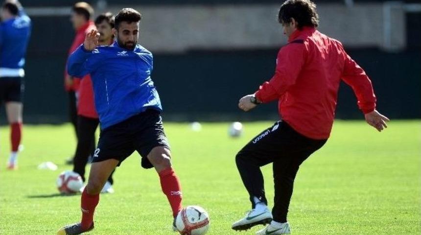 Antalyaspor, Samsunspor Ma&ccedil;ı Hazırlıklarını S&uuml;rd&uuml;rd&uuml;