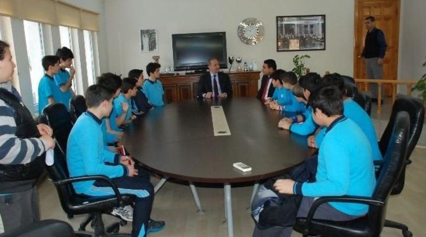 Didim&rsquo;de Madalyalı G&uuml;reş&ccedil;ilerden Başkan Atabay&rsquo;a Ziyaret