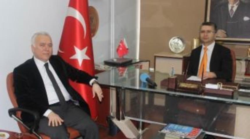 Ak Parti Kayseri Milletvekili Aday Adayı B&uuml;lent &Uuml;nsal&rsquo;dan Eczacılar Odası&rsquo;na Ziyaret