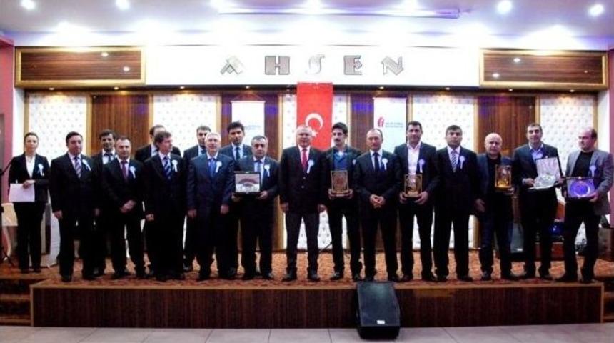 Ardahan&rsquo;da Vergi Rekortmenleri &Ouml;d&uuml;llendirildi