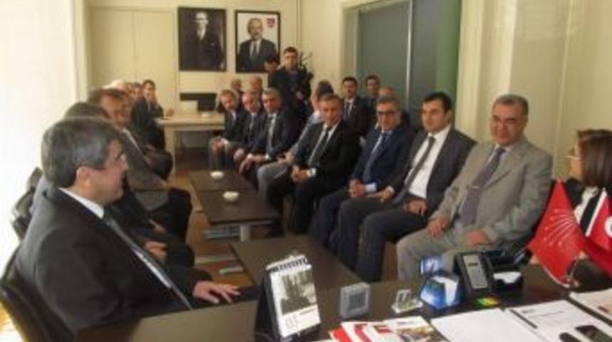 Şahin Ve &Ouml;zke&ccedil;eci&rsquo;den Chp&rsquo;ye İadeyi Ziyaret