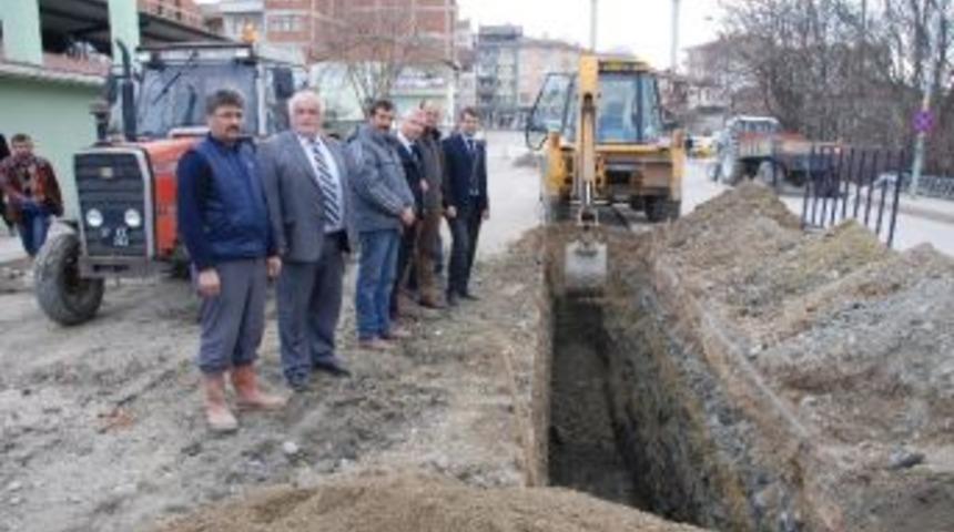 Taşk&ouml;pr&uuml;&rsquo;de Meydan Projesi&rsquo;nde &Ccedil;alışmalar Başladı