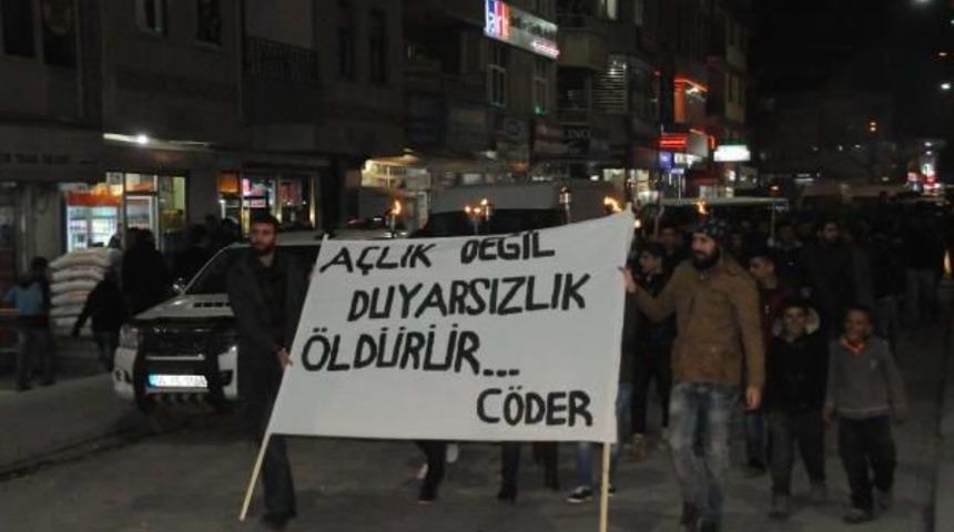 Bing&ouml;l &Uuml;niversitesi &Ouml;ğrencilerine Hakkari'den Destek