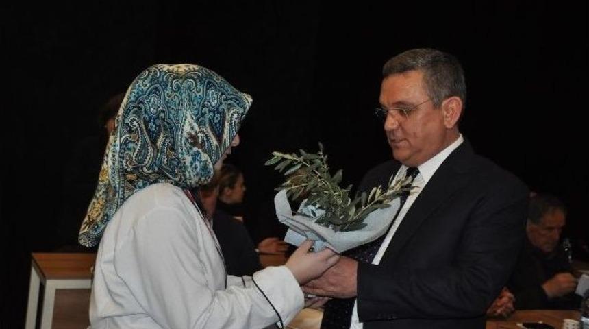 Kuşadalı Aş&ccedil;ılardan Belediye Meclisine Teşekk&uuml;r