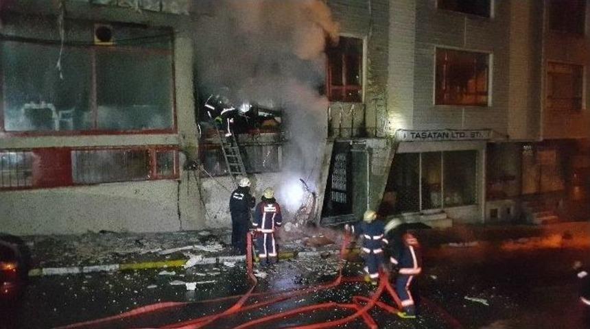 Patlayan Doğalgaz Kutusu At&ouml;lyeyi K&uuml;le &Ccedil;evirdi