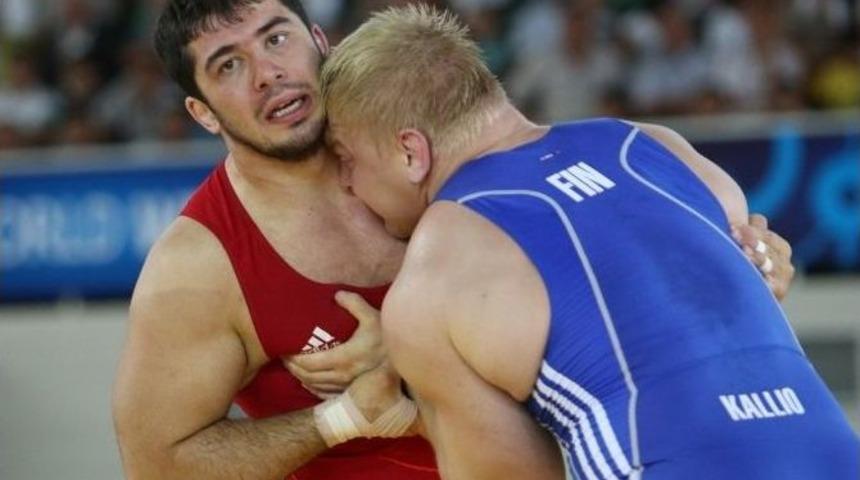 Grekoromen G&uuml;reş T&uuml;rkiye Şampiyonası Mersin&rsquo;de Başlıyor