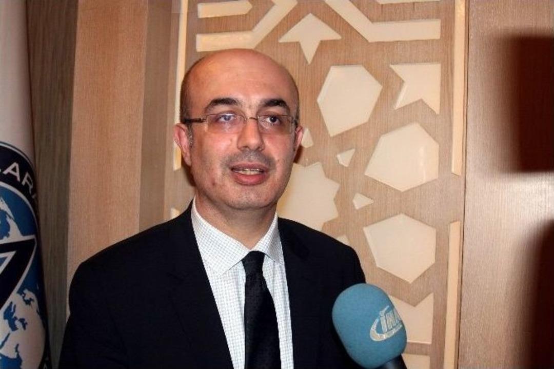 Memorıal Sağlık Grubu Ceo&rsquo;sundan Ua&uuml; &Ouml;ğrencilerine Başarının T&uuml;yoları