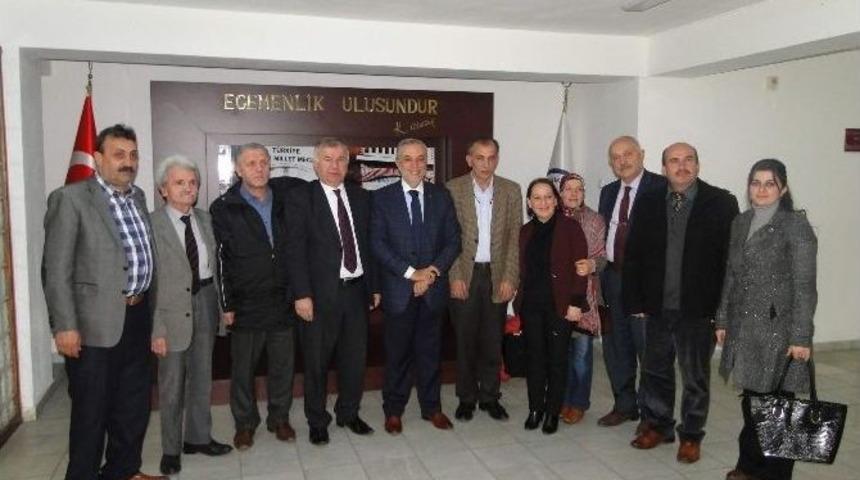 Ak Parti Trabzon Milletvekili Aday Adayı Asım Aykan&rsquo;dan Beşikd&uuml;z&uuml; Belediye Başkanı Bı&ccedil;ak&ccedil;ıoğlu&rsquo;na Ziyaret