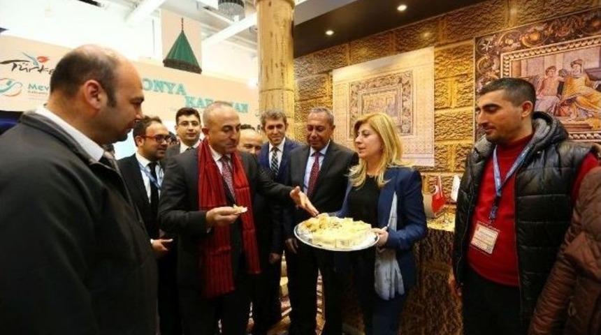 Dışişleri Bakanı &Ccedil;avuşoğlu, Gaziantep Standına &Ouml;zel İlgi G&ouml;sterdi