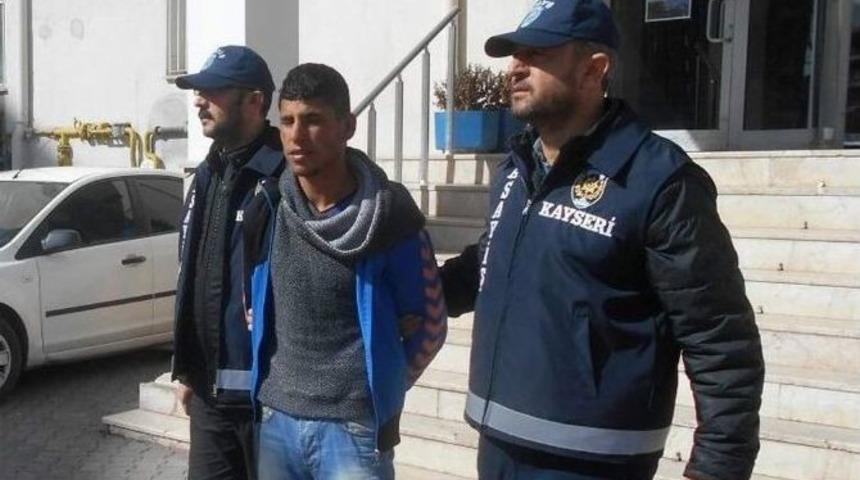 Altınları Aldılar Ka&ccedil;amadan Yakalandılar