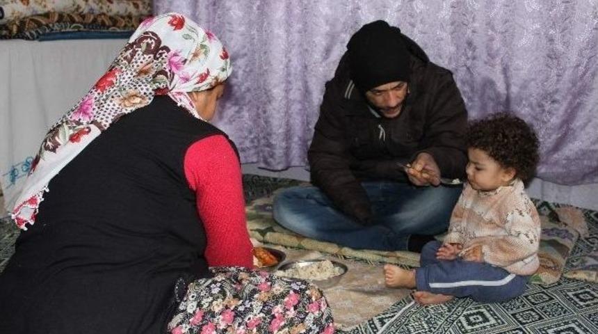 (&ouml;zel Haber) Elektrik Akımına Kapılan Vatandaşın Yaşam M&uuml;cadelesi