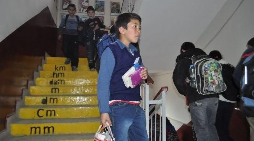 Adım Attık&ccedil;a &Ouml;ğreniyorlar