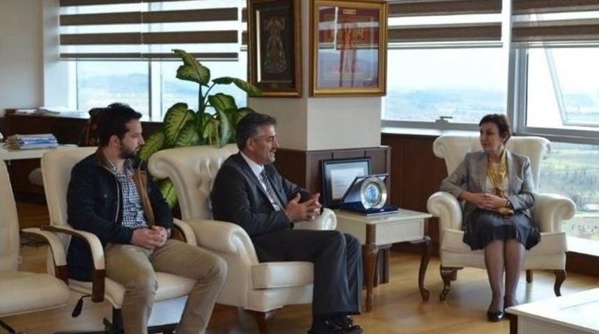 Metin Kaşıkoğlu Rekt&ouml;r Şerifoğlu&rsquo;nu Makamında Ziyaret Etti