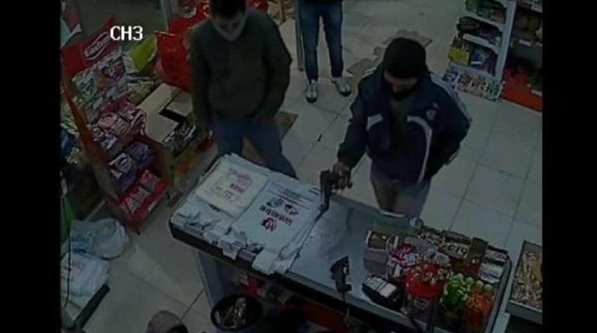 Silahlı Market Soygunu Kamerada