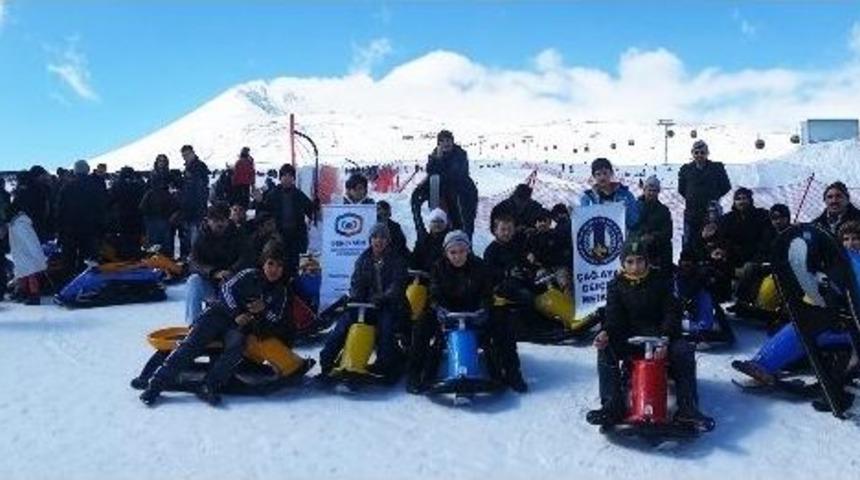 Sorgunlu &Ouml;ğrenciler Kayseri&rsquo;yi Gezdi