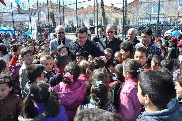 Bozüyük Belediye Başkanı Fatih Bakıcı 5.’inci Sentetik Sahanın Açılışını Yaptı