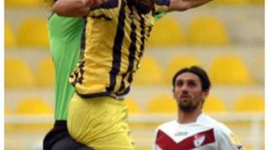 Bucasporlu G&ouml;khan Oynamak Istiyor