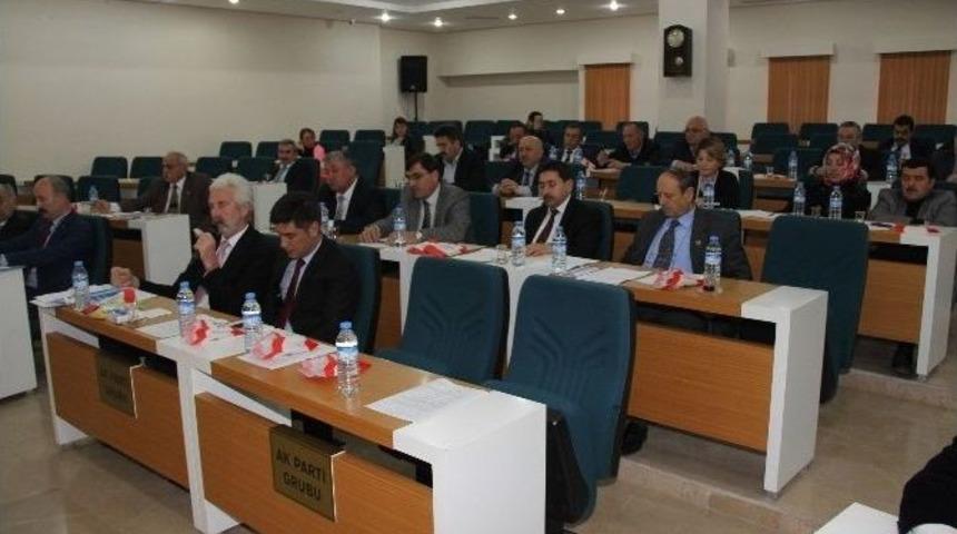 Vali Hasan Karahan, İl Genel Meclisi&rsquo;nde 2014 Yılını Değerlendirdi