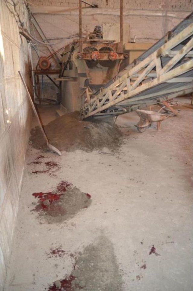 Kolunu Makineye Kaptıran Işçi Öldü 1