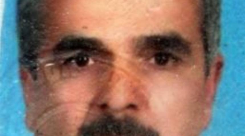 5 Katlı Binanın &Ccedil;atısından D&uuml;şen Sıva Ustası &Ouml;ld&uuml;