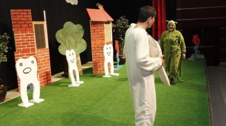 Gebzeli Minikler &lsquo;alişin Maceraları&rsquo;na Koştu